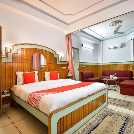 Oyo 46616 Hotel Abhinandan Jind Exteriér fotografie