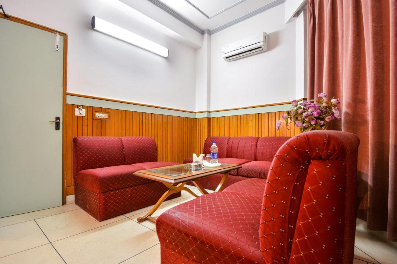 Oyo 46616 Hotel Abhinandan Jind Exteriér fotografie