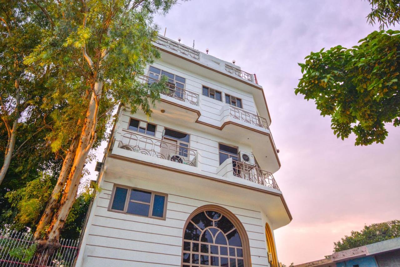 Oyo 46616 Hotel Abhinandan Jind Exteriér fotografie